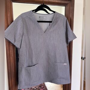 FIGS Women’s Casma Scrub Top - Like New
